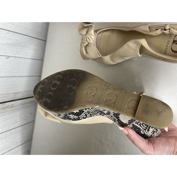 Kelsi Dagger Women Tan Leather Snake Platform Heels Wedge Size 8.5 - Picture 7 of 8